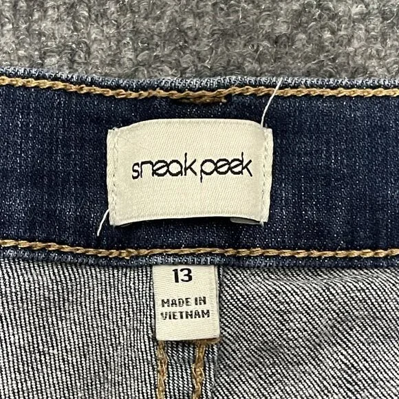 Sneak Peek Womens Distressed Sexy Boyfriend Jeans Size 13 Med Wash Cotton Blend - Picture 2 of 8